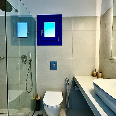 Eleni On The Katápola